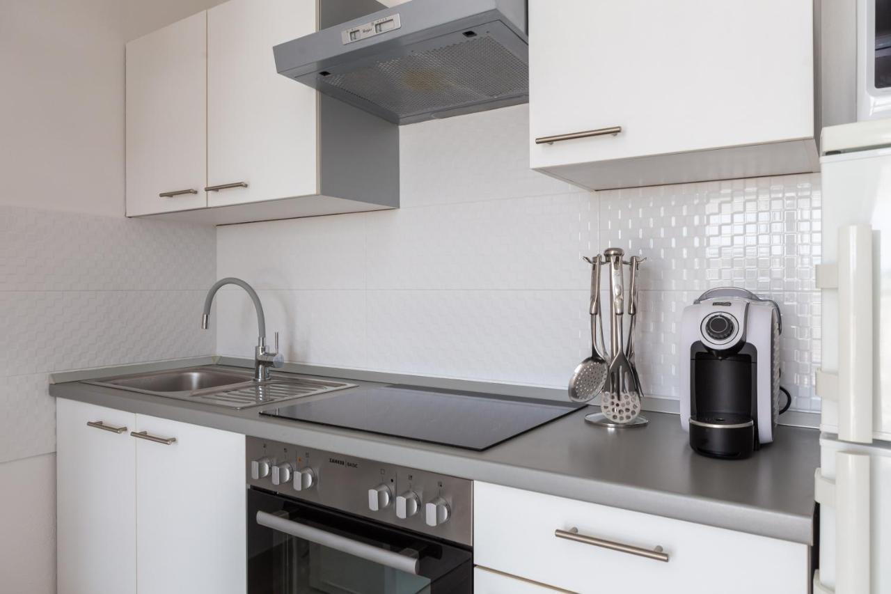 Vila Blanka Apartments Рогозница Экстерьер фото
